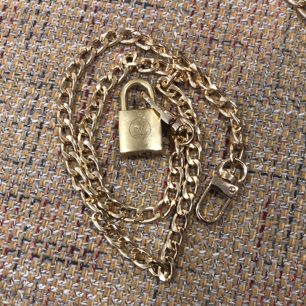 Non-Branded Gold Tone Chain Necklace For LV Lock Key 8” 16” 18” 23” 32” 42” 47” - Picture 11 of 16